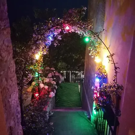 Auberge de jeunesse Perla Del Levante *