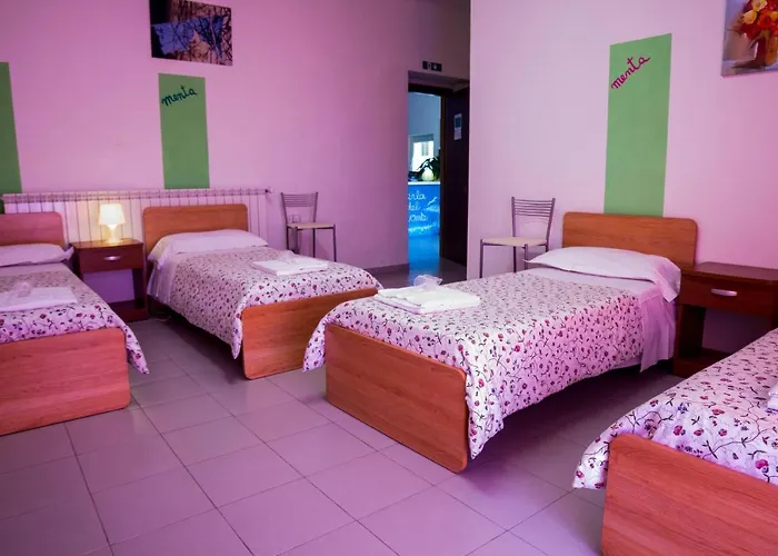 Perla Del Levante Vandrerhjem *