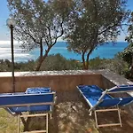 Hostel Perla Del Levante