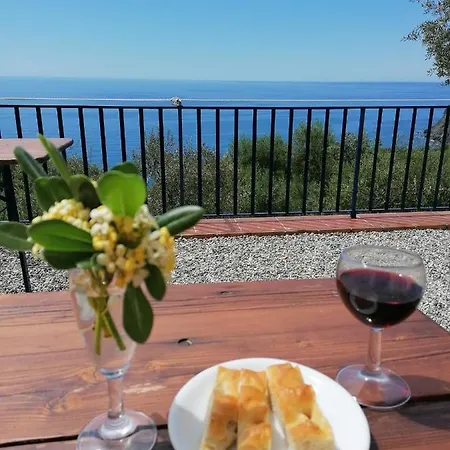 Perla Del Levante * Framura