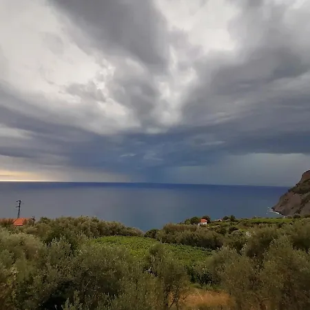 Perla Del Levante Hostel Framura