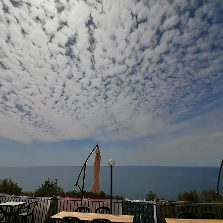 Perla Del Levante Framura