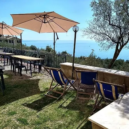 بيت شباب Perla Del Levante