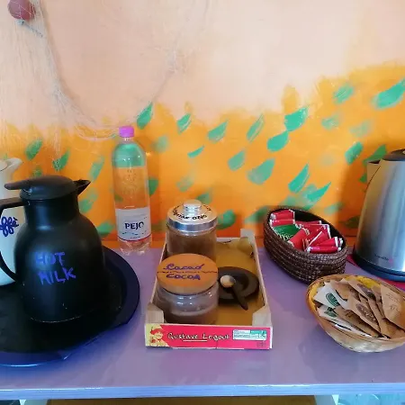 بيت شباب Perla Del Levante