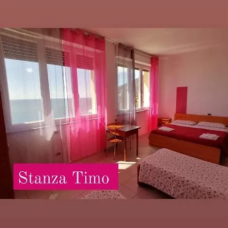 Perla Del Levante Framura