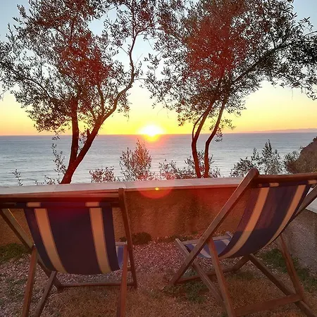 Hostel Perla Del Levante