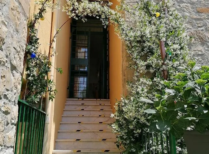 Auberge de jeunesse Perla Del Levante *