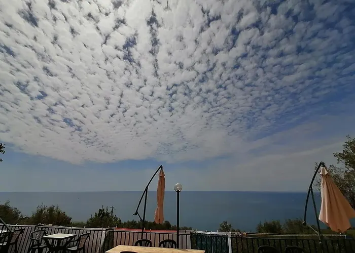 Perla Del Levante Framura